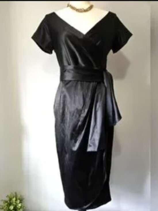 PINUP COUTURE Ava Retro 50s Black Wrap Dress - Large - Picture 2 of 13